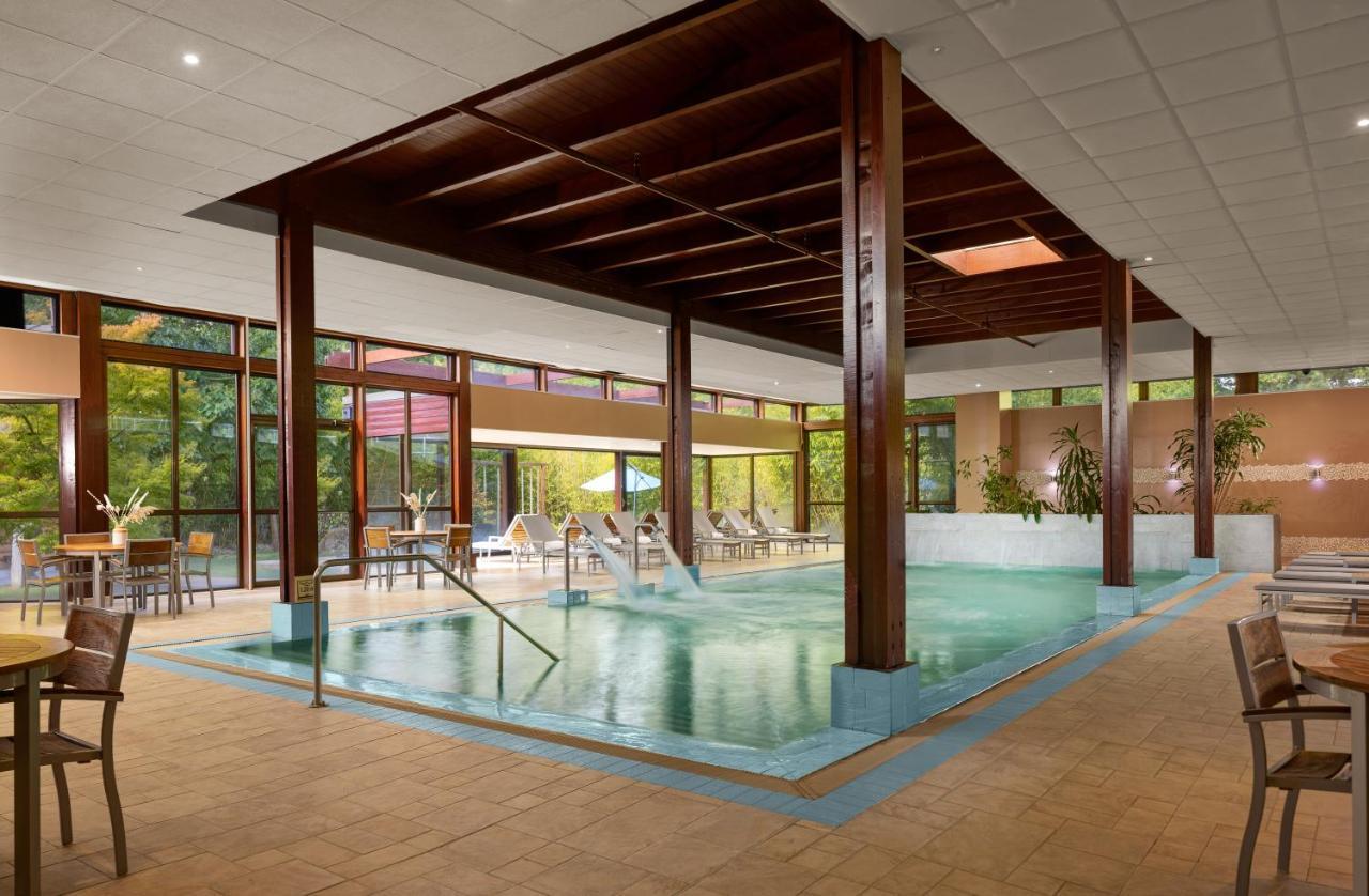 Center Parcs Les Bois Francs Verneuil d'Avre et d'Iton Exterior foto