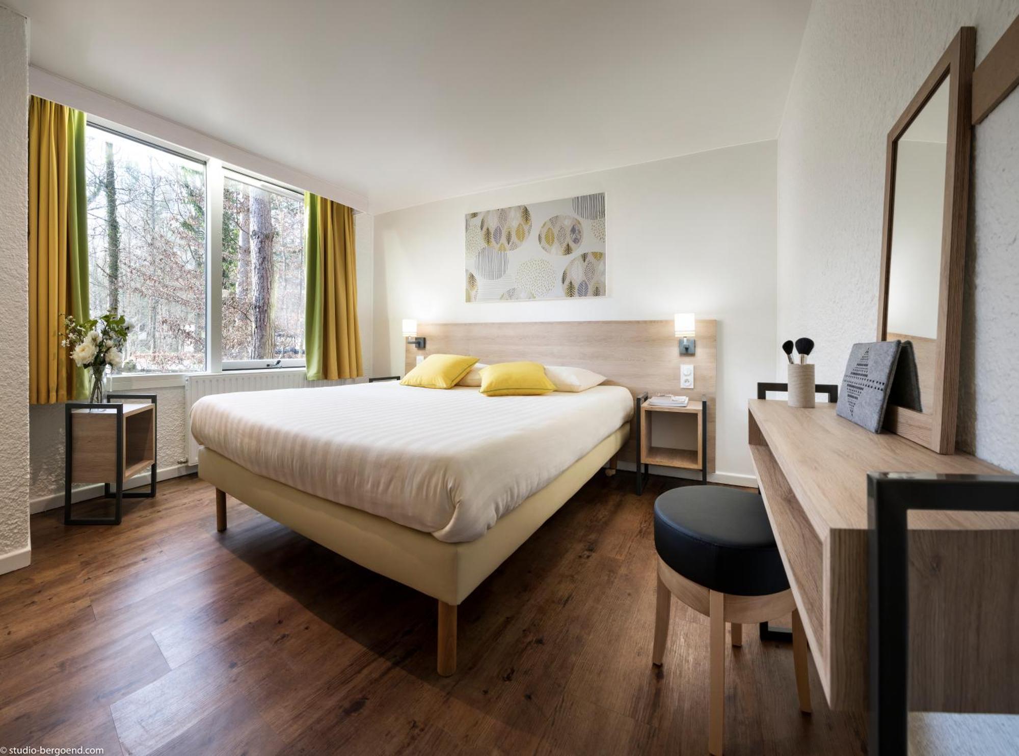 Center Parcs Les Bois Francs Verneuil d'Avre et d'Iton Exterior foto