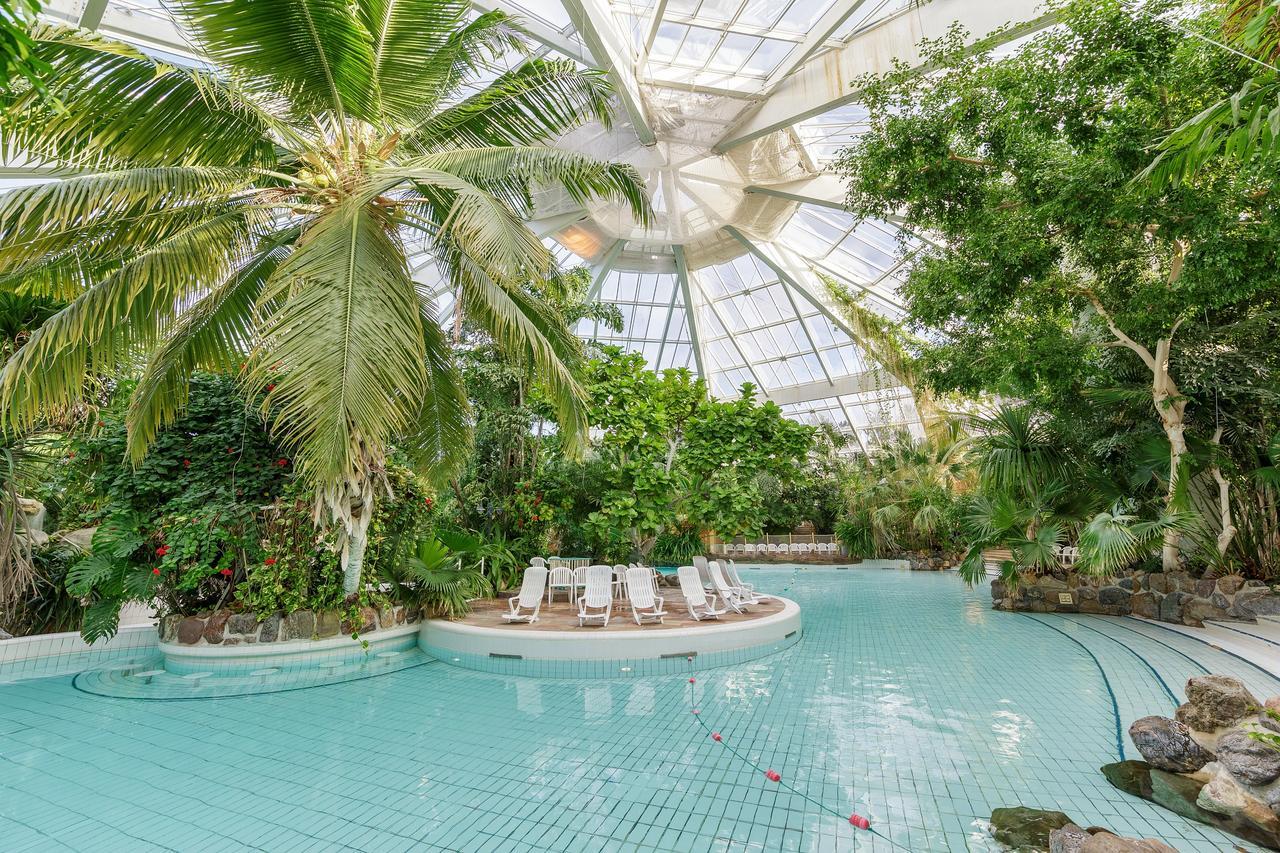 Center Parcs Les Bois Francs Verneuil d'Avre et d'Iton Exterior foto